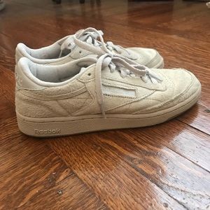 Reebok off-white sneakers